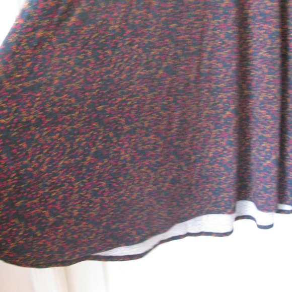 LuLaRoe Maxi Skirt XL NWT $48 Black with Small Floral Print Silky Flowy - Picture 3 of 4